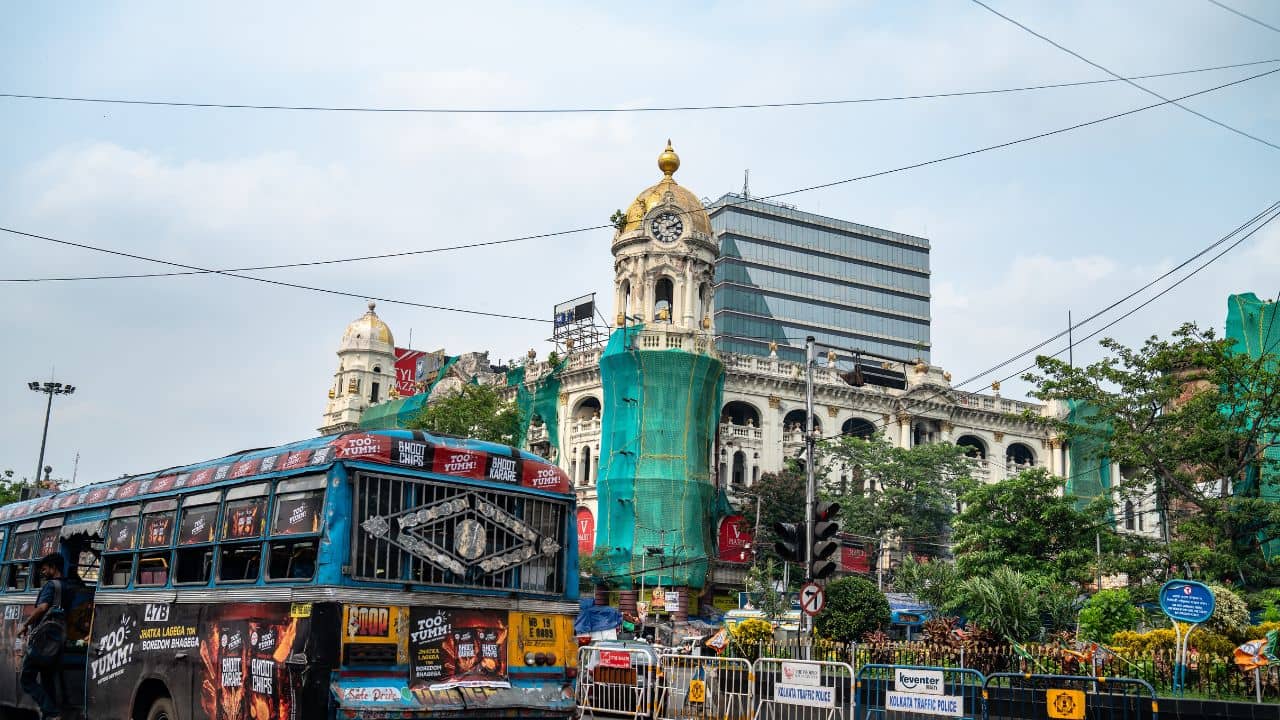 Esplaned market kolkata: সরাতে হবে দোকান, এসপ্লানেডের ৫২৮ ব্যবসায়ীদের কাছে গেল নোটিস