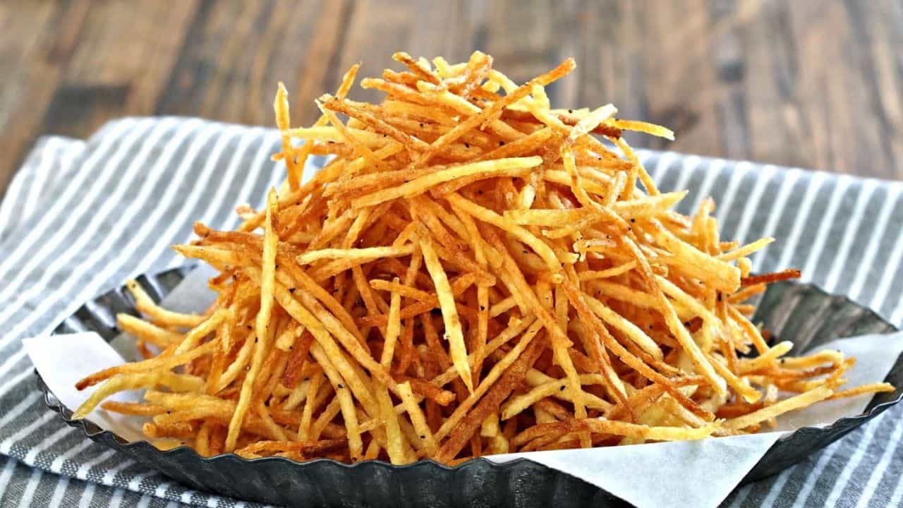 How To Make Crispy Potato Fry: আলু ভাজা মুচমুচে করতে এই ট্রিকটা অনেকেই জানেন না How To Make Crispy Potato Fry: আলু ভাজা মুচমুচে করতে এই ট্রিকটা অনেকেই জানেন না