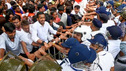 যাদবপুরে ছাত্র সংঘর্ষের ঘটনায় উচ্চপর্যায়ের তদন্ত কমিটি গঠনের সিদ্ধান্ত