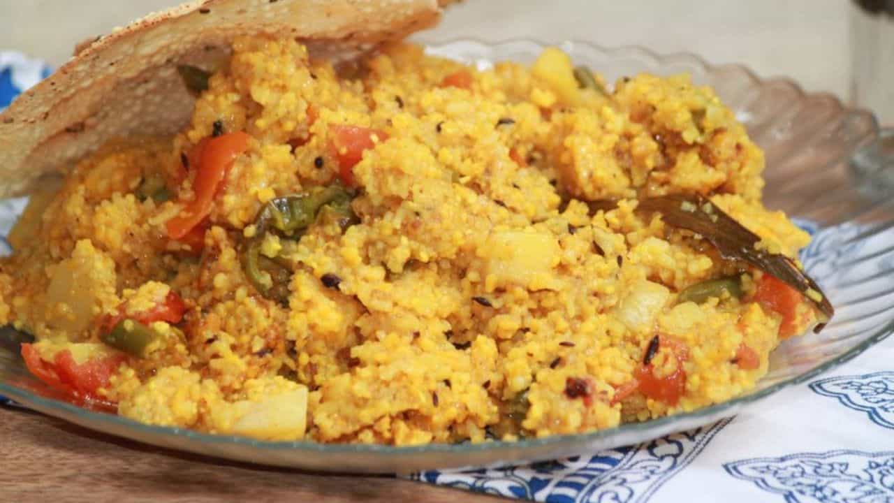 Khichuri Recipe: বৃষ্টিভেজা দিনে পাতে উঠুক 'এঁচোড়ের খিচুড়ি', সহজ উপায়ে বানিয়ে নিন Khichuri Recipe: বৃষ্টিভেজা দিনে পাতে উঠুক 'এঁচোড়ের খিচুড়ি', সহজ উপায়ে বানিয়ে নিন