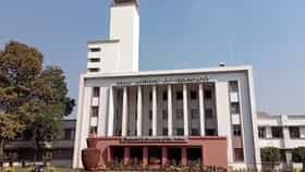 খড়গপুরে IIT-তে ছাত্রের রহস্য-মৃত্যু, তিনতলা থেকে পড়ে যান ছাত্র