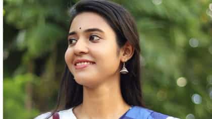 ব্যাঙ্কে ১ লক্ষ টাকা, রিসার্চ স্কলার আফরিনের সম্পত্তি কত জানেন