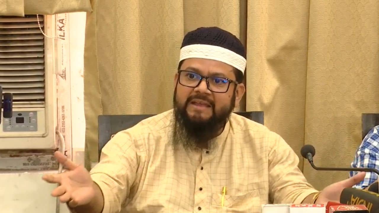Kashem Siddique: গিয়ে দেখলাম দিদি কোথাও নেই..., ভুল বোঝানো হয়েছিল বলে কালীঘাট-শিবিরে ফিরলেন কাশেম সিদ্দিকী