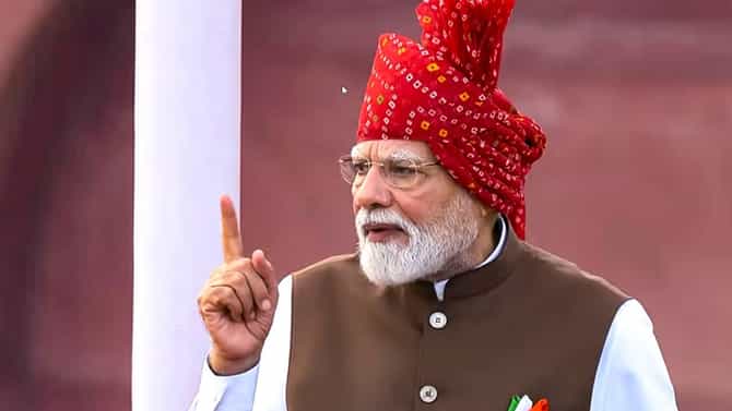 অস্ত্রধারী মাওবাদী নয় 'দিমাগি নক্সাল'দের চিহ্নিত করতে বললেন মোদী