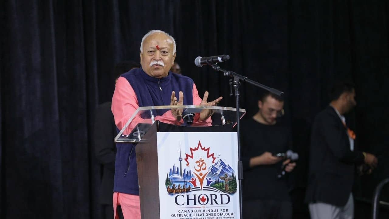 Mohan Bhagwat: মানবতার সেবা করেই বিশ্বগুরু হয়েছে ভারত, টরন্টোয় ‘হিন্দু বিশ্ব বন্ধু’ অনুষ্ঠানে বিশেষ বার্তা মোহন ভাগবতের
