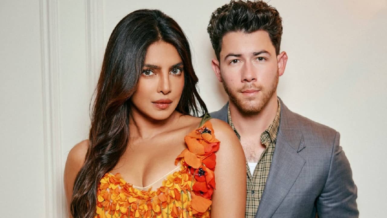 Priyanka Chopra Nick Jonas: ও এটা না করলে ভালোবাসতামই না, নিককে নিয়ে বোমা ফাটালেন প্রিয়াঙ্কা!