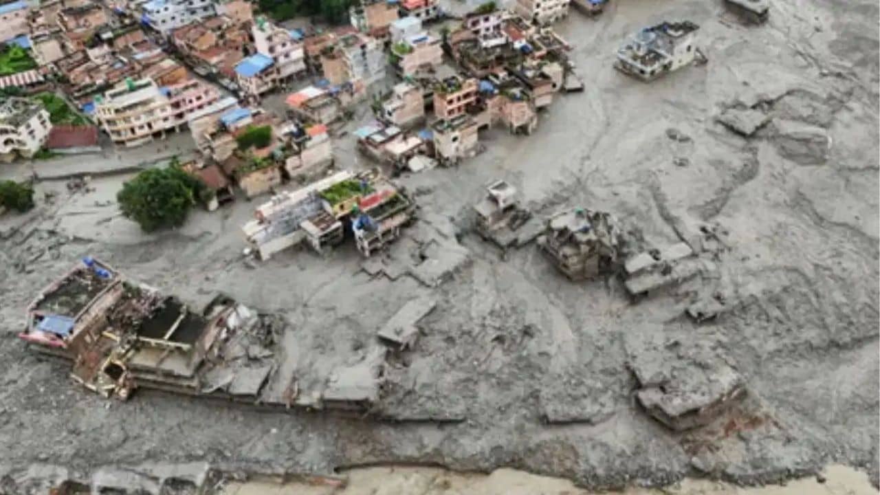 Nepal Floods: নেপালে ভয়াবহ হড়পা বানে মৃতের সংখ্যা ছাড়াল সাড়ে পাঁচশো, এখনও নিখোঁজ বহু