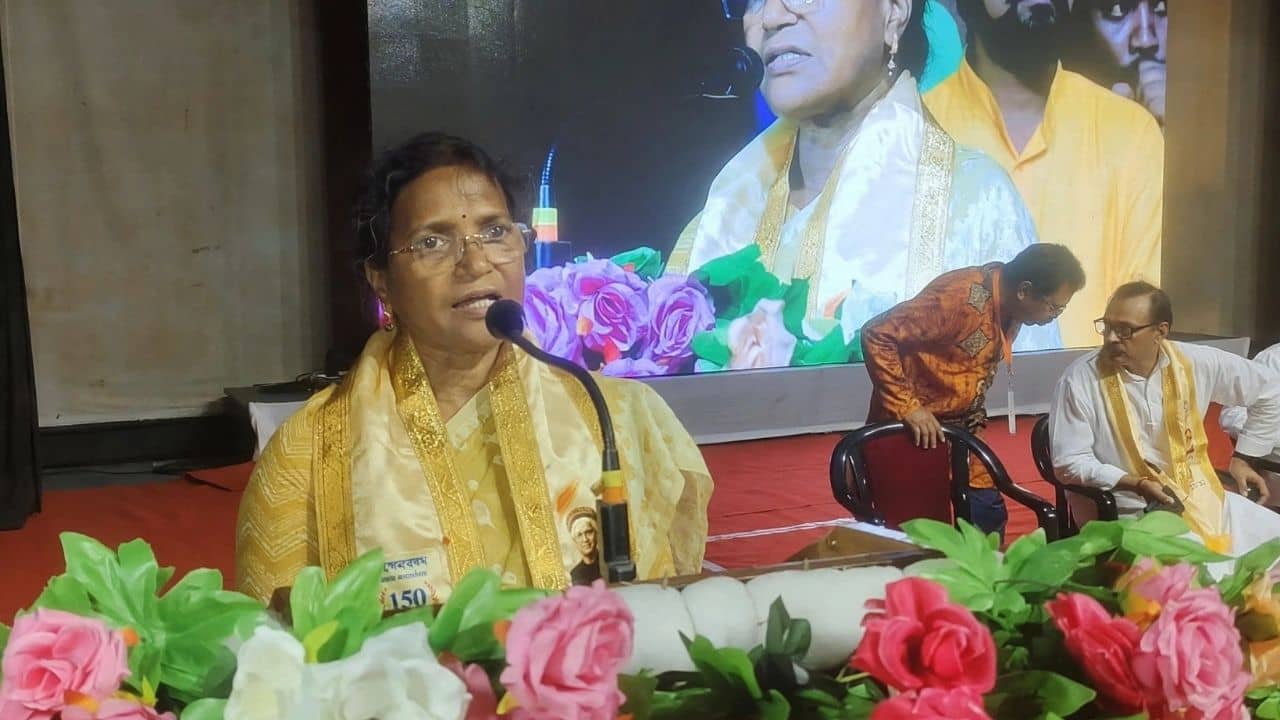 Ratna Debnath: আমার নাম করে টাকা চাইলে দেবেন না, মোবাইলে ফটো তুলে রাখারও পরামর্শ রত্নার