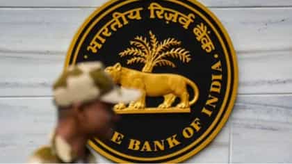 RBI-এর নতুন নিয়মে বদলাতে পারে আপনার Home Loan-র EMI