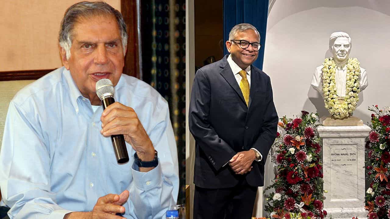 TATA-র সঙ্গে সম্পর্ক ছেদ চন্দ্রশেখরনেরও, রতন টাটার ছেড়ে যাওয়া ব্যাটন কার হাতে উঠবে? TATA-র সঙ্গে সম্পর্ক ছেদ চন্দ্রশেখরনেরও, রতন টাটার ছেড়ে যাওয়া ব্যাটন কার হাতে উঠবে?