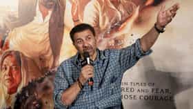 'ভারত আমার মা, পাকিস্তান আমার মাসি!' গর্জে উঠলেন সানি দেওল, কী হল হঠাৎ