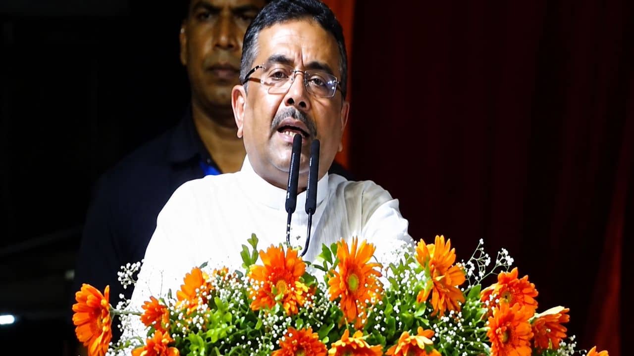 Suvendu Adhikari: আলাদা ফান্ড দেব, সামান্য বেতন থেকে চাঁদা তুলতে হবে না, পুলিশকে আশ্বাস মুখ্যমন্ত্রীর