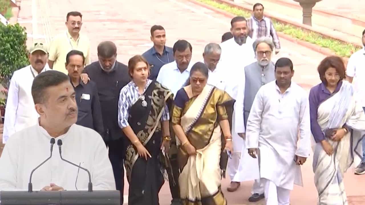 CM Suvendu Adhikari: বঙ্গভবনে শুভেন্দুর মুখোমুখি কাকলিরা, মঙ্গলেই কি ঠিক হয়ে যাবে এনসিপিআই-র ভবিষ্যৎ? CM Suvendu Adhikari: বঙ্গভবনে শুভেন্দুর মুখোমুখি কাকলিরা, মঙ্গলেই কি ঠিক হয়ে যাবে এনসিপিআই-র ভবিষ্যৎ?