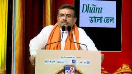 'বাবার হইল আবার জ্বর, সারিল ঔষধে'-এই শিক্ষা নিয়ে আপত্তি মুখ্যমন্ত্রীর