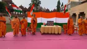 অক্ষরধাম মন্দিরে ধুমধাম করে পালিত স্বাধীনতা দিবস, যুব প্রজন্মকে বার্তা