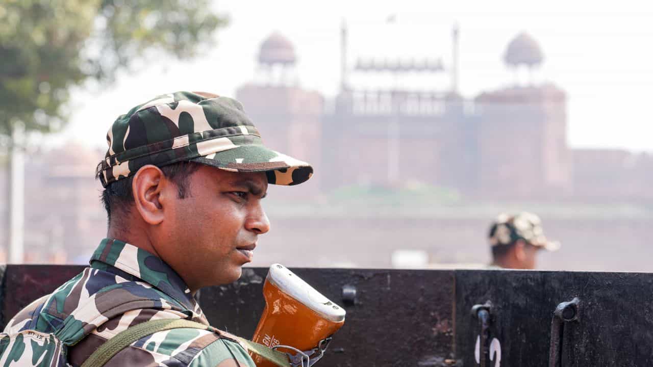 UN Report on Red Fort Blast: স্বাধীনতা দিবসের আগে চাঞ্চল্যকর রিপোর্ট রাষ্ট্রপুঞ্জের, উঠে এল বাংলাদেশ যোগও! UN Report on Red Fort Blast: স্বাধীনতা দিবসের আগে চাঞ্চল্যকর রিপোর্ট রাষ্ট্রপুঞ্জের, উঠে এল বাংলাদেশ যোগও!