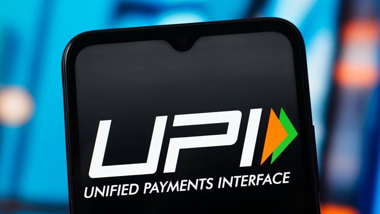 UPI daily transaction limit: অনলাইনে টাকা পাঠান সবাই, UPI-তে দিনে সর্বোচ্চ কত টাকা পাঠানো যায়, সেটা কি জানেন?