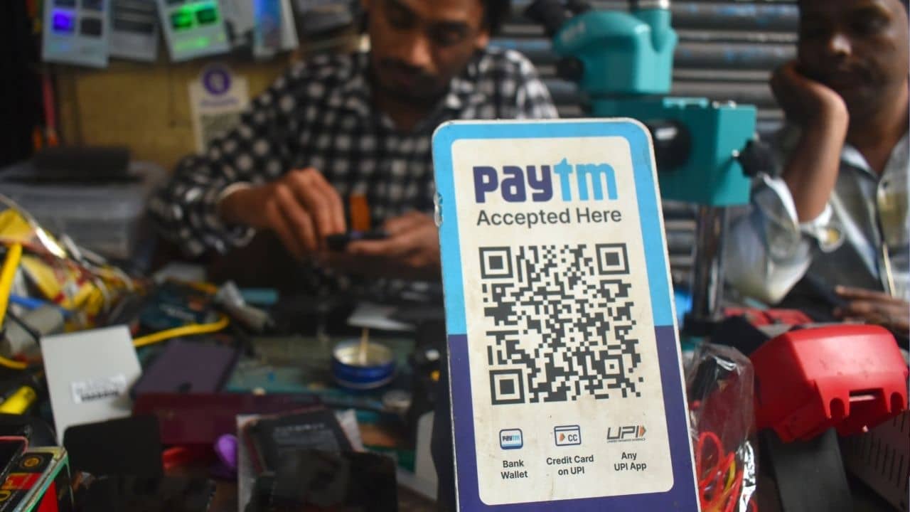 UPI Payment: সর্বনাশ! ২০০০ টাকার বেশি UPI-তে পাঠালেই লাগবে চার্জ?