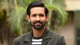 Vikrant Massey: ‘গাড়ির নম্বর ফাঁস, ফোনে হুমকি!’, কোন বিপাকে বিক্রান্ত মাসে?