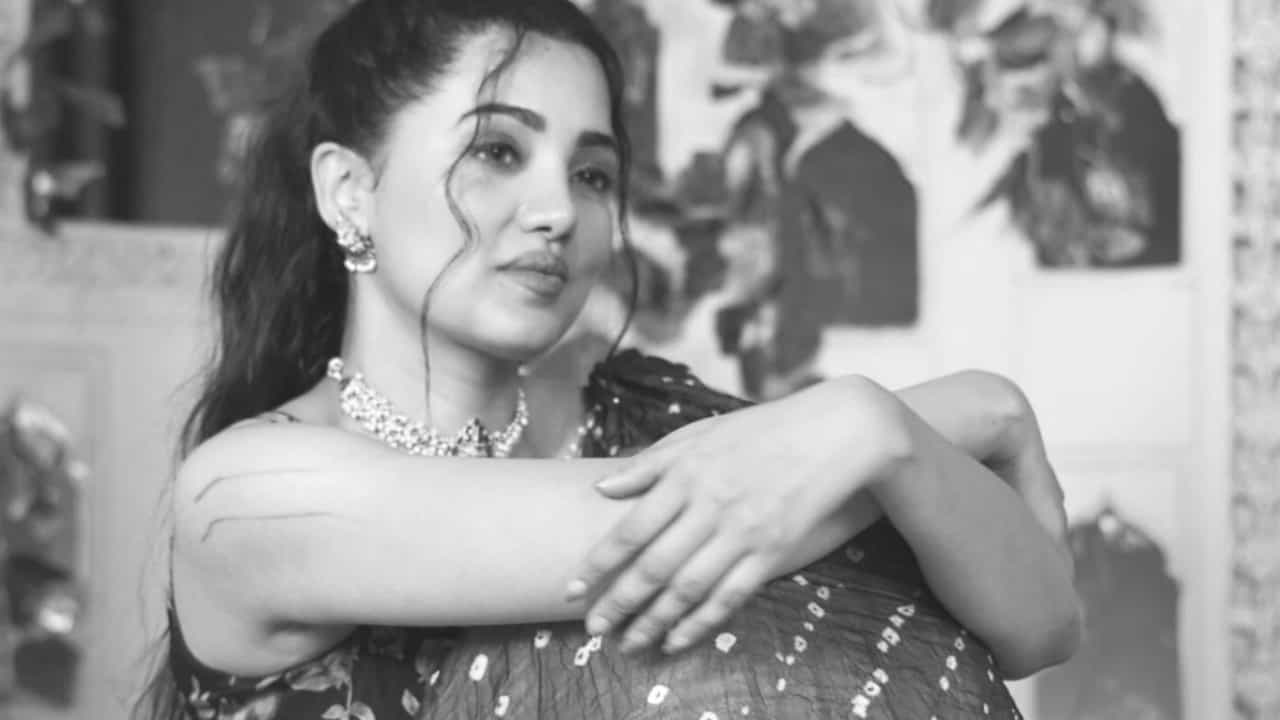 Ananya Raj Demise: মাত্র ২৭ বছর বয়সেই প্রয়াত ‘Ghost’ খ্যাত অভিনেত্রী Ananya Raj Demise: মাত্র ২৭ বছর বয়সেই প্রয়াত ‘Ghost’ খ্যাত অভিনেত্রী