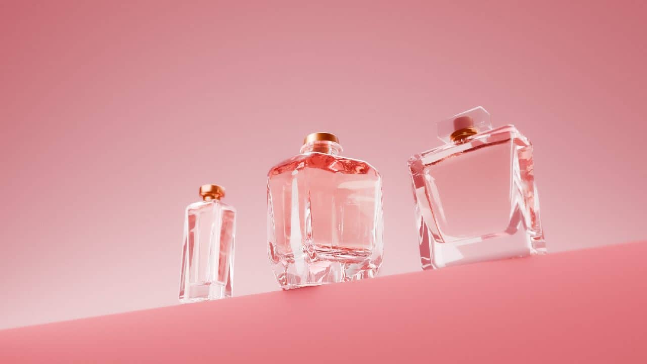 Reuse Empty Perfume Bottles: পারফিউম শেষ? বোতলটা ফেলবেন না! এই ৪ উপায়ে ঘর সাজালে তাক লেগে যাবে সবার