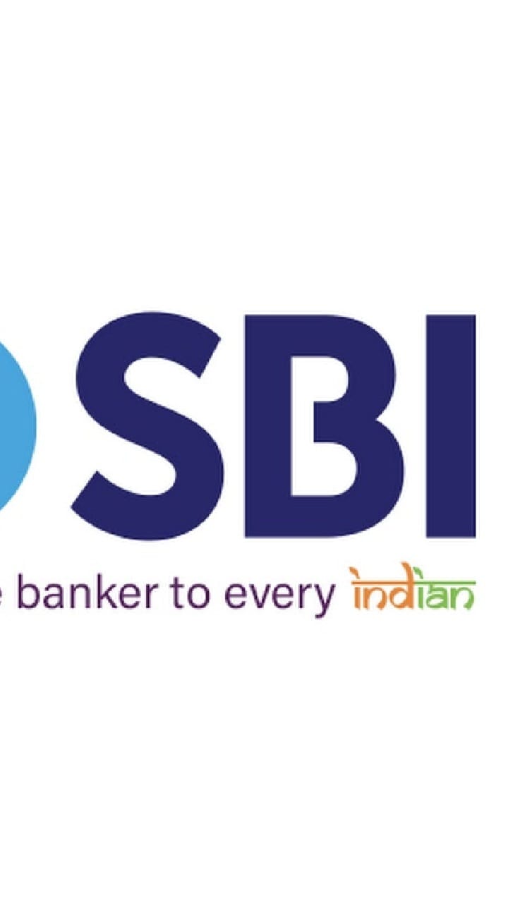 SBI-এর গ্রাহকদের জন্য বড় ধাক্কা! ১ অক্টোবর থেকে টাকা তোলায় নতুন নিয়ম