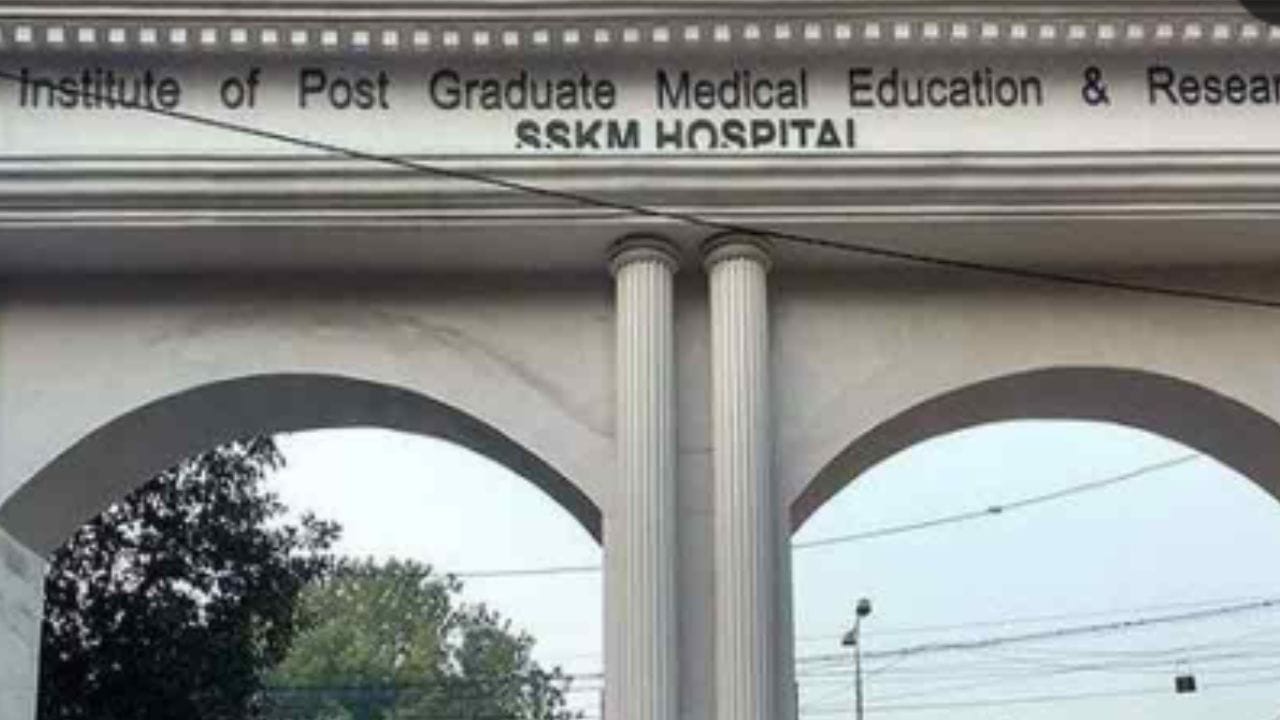 SSKM Organ Donation: মাছ ধরতে গিয়ে বাঘের হামলা, জখম মৎস্যজীবীর ব্রেন ডেথ, ফের অঙ্গদানের নজির SSKM-এ