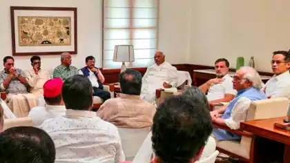 জ্ঞানেশ কুমারের বিরুদ্ধে ফের ইমপিচমেন্ট প্রস্তাব আনতে চলেছেন বিরোধীরা?