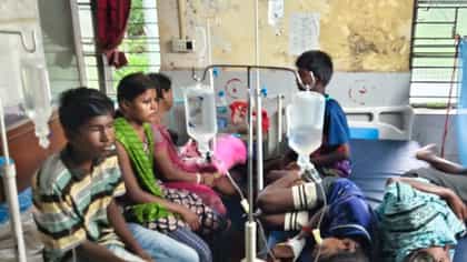 ঘরে ঘরে সবাই অসুস্থ! হাসপাতালের বেডে আর রোগী ধরছে না...রাতারাতি কী হল?