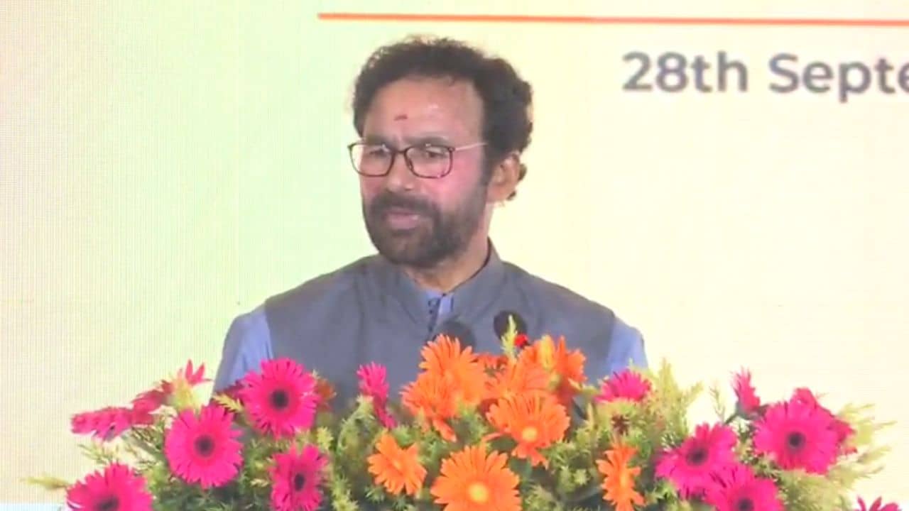 G Kishan Reddy: ১.৪৭ লক্ষ কোটির প্রকল্প পাইপলাইনে! বাংলার হৃত গৌরব ফিরিয়ে আনব, বিনিয়োগ-কর্মসংস্থান নিয়ে বড় বার্তা কেন্দ্রীয় মন্ত্রীর