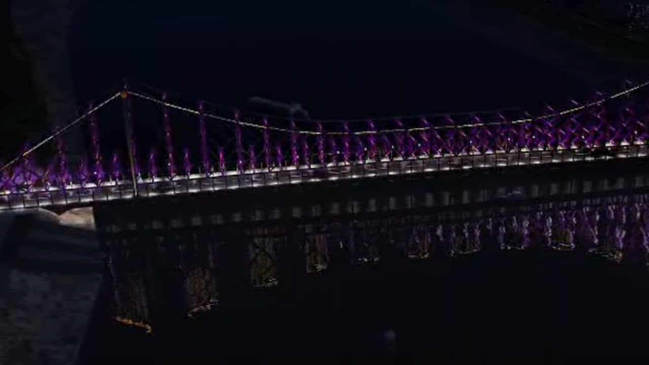Howrah Bridge: উৎসবের সঙ্গে রং বদলাবে হাওড়া ব্রিজ, ২২ কোটি খরচে বিশেষ লাইট অ্যান্ড সাউন্ড শো-এর ব্যবস্থা