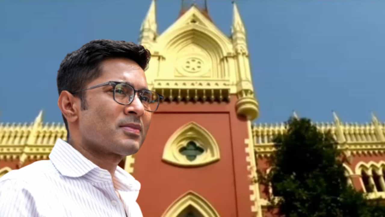 Calcutta High Court: 'পুলিশকে ডেকে পাঠাব? নাকি রাজ্য বলে দেবে?' বললেন প্রধান বিচারপতি, হাইকোর্টে চাপ বাড়ল অভিষেকের Calcutta High Court: 'পুলিশকে ডেকে পাঠাব? নাকি রাজ্য বলে দেবে?' বললেন প্রধান বিচারপতি, হাইকোর্টে চাপ বাড়ল অভিষেকের