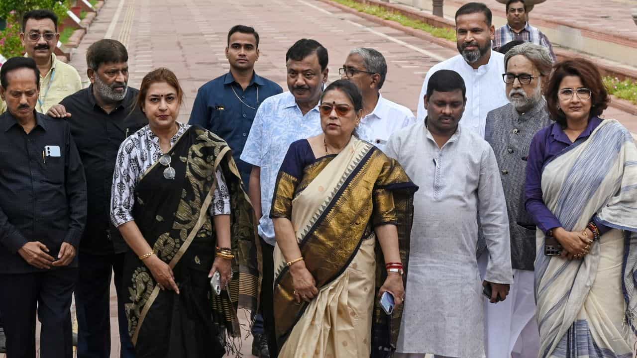 'NCPI-তে যাওয়ার কথা আমরা জানতাম না', বিস্ফোরক বসুনিয়া, পুজোর আগেই বড় সিদ্ধান্ত কাকলিদের? 'NCPI-তে যাওয়ার কথা আমরা জানতাম না', বিস্ফোরক বসুনিয়া, পুজোর আগেই বড় সিদ্ধান্ত কাকলিদের?