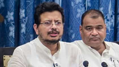 তৃণমূল প্রতীকেই প্রার্থী দেবে ঋত-শিবির, সিম্বল না পেলে কী হবে?