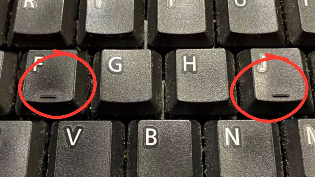 Keyboard: কিবোর্ডের F আর J বাটনে দুটো দাগ এমনি এমনি থাকে না, আছে বিশেষ কারণ