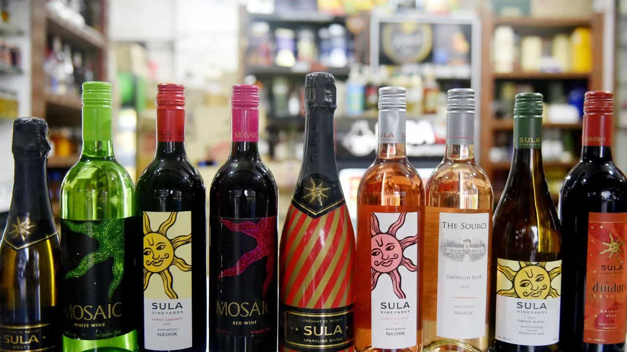 Liquor License Rule in West Bengal: দূরত্ব বেড়ে হল ৫০০ মিটার, মদের লাইসেন্সে বড় বদল আনল রাজ্য Liquor License Rule in West Bengal: দূরত্ব বেড়ে হল ৫০০ মিটার, মদের লাইসেন্সে বড় বদল আনল রাজ্য