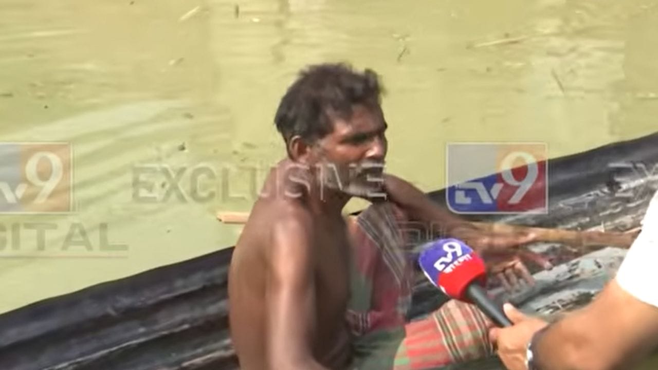 Bhutni Flood: ‘ঘর ডুবে গিয়েছে, জলেই থাকি, সাপ আছে অনেক’, দেখুন কীভাবে ভাসছে ভুতনি