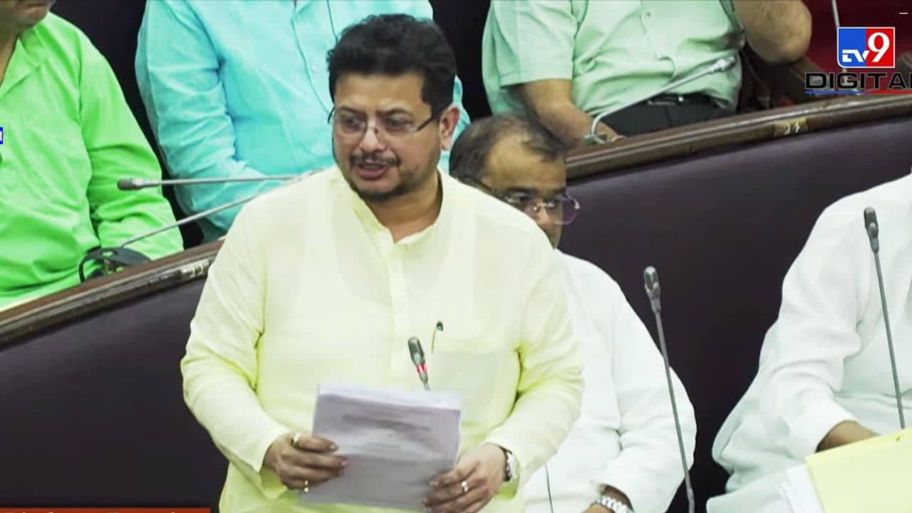 Ritabrata Banerjee: ফ্রি প্যালেস্তাইন কবে থেকে দেশবিরোধী স্লোগান হল?, বিদেশ মন্ত্রকের বক্তব্য তুলে ধরলেন ঋতব্রত