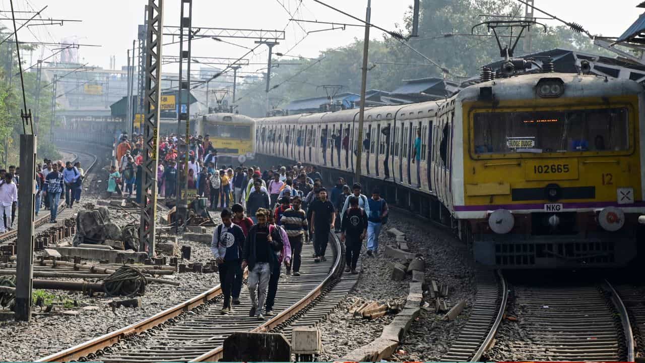 Rail Station Name Change: হাওড়ার এই স্টেশনের নাম পরিবর্তন করার দাবি গেল রাষ্ট্রপতির দফতরে Rail Station Name Change: হাওড়ার এই স্টেশনের নাম পরিবর্তন করার দাবি গেল রাষ্ট্রপতির দফতরে