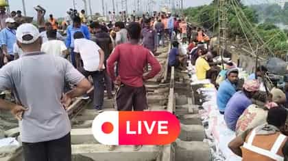 LIVE: আজও বাতিল উত্তরবঙ্গের ট্রেন, বাস না পেয়ে চরম বিপাকে যাত্রীরা