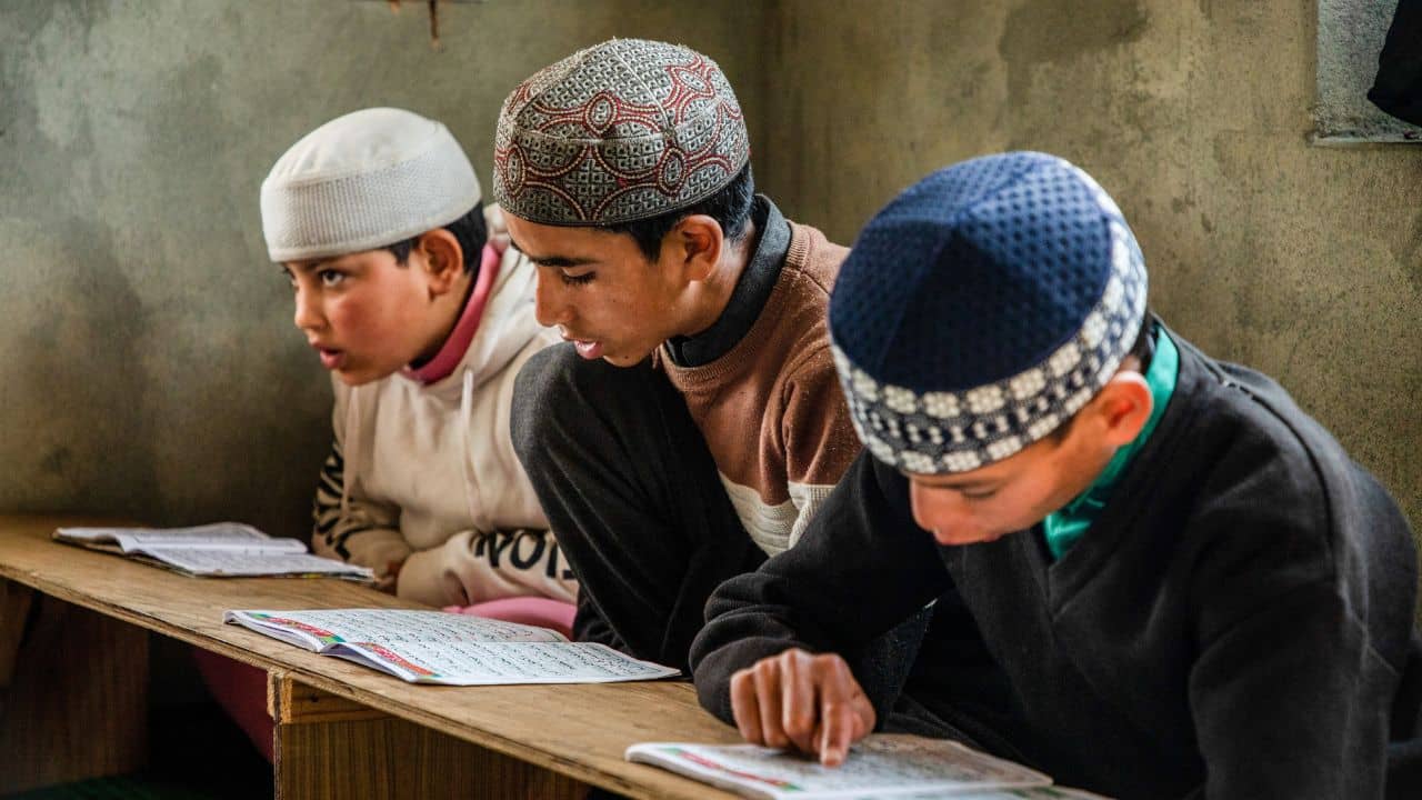 Madrasah Closed: বাংলার ২৫২টি অনুমোদনহীন মাদ্রাসাকে বন্ধের নির্দেশ দিল রাজ্য সরকার