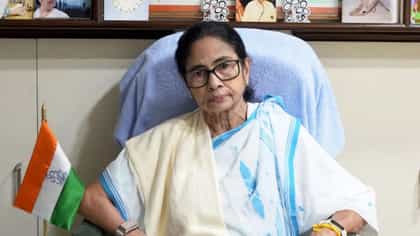 পুরনো লিস্টে নতুন করে ভোটের ব্যবস্থা করতে হবে: মমতা