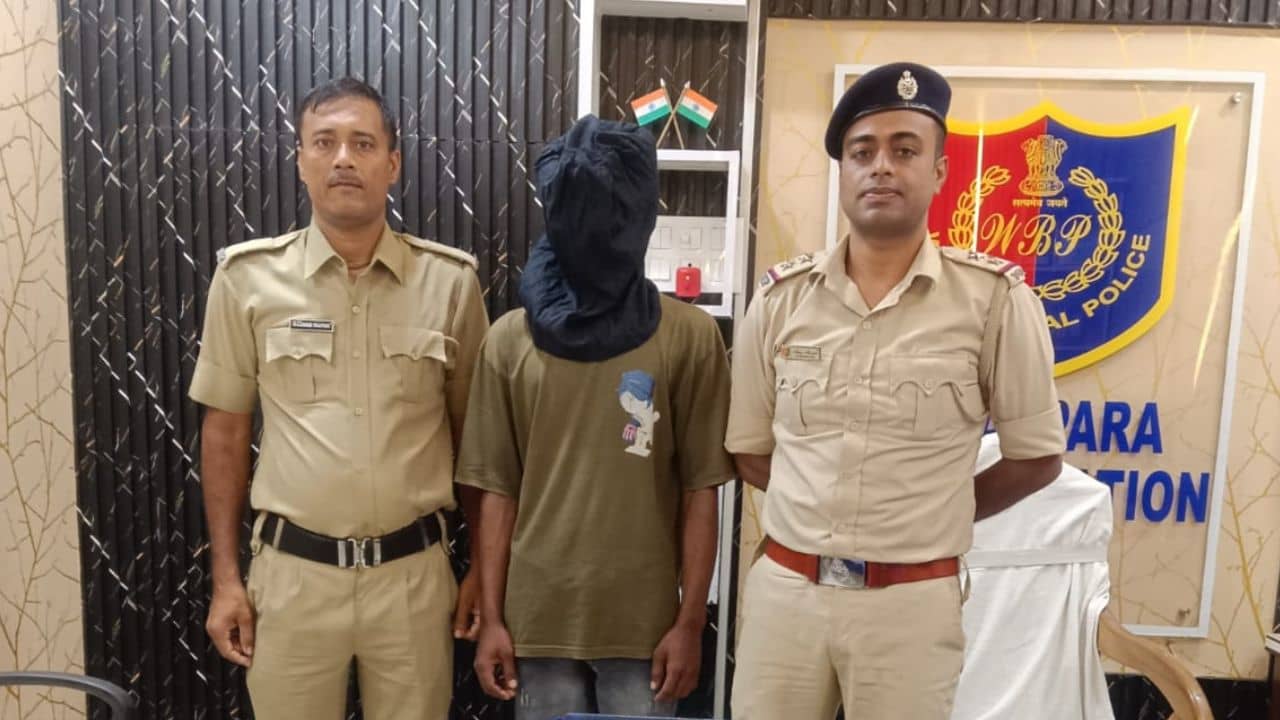 Murshidabad: ১৬ বছরের মেয়েকে বিয়ে করতে এসেছিলেন, তুলে নিল পুলিশ