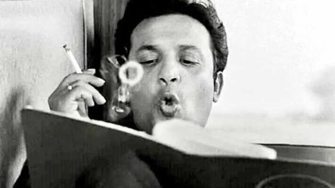 Uttam Kumar Cigarette Brand: জানেন কোন ব্র্যান্ডের সিগারেট খেতেন উত্তম কুমার? Uttam Kumar Cigarette Brand: জানেন কোন ব্র্যান্ডের সিগারেট খেতেন উত্তম কুমার?