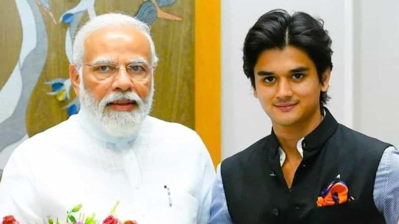 PM Narendra Modi Birthday: 'আপনার জীবন প্রত্যেক ভারতীয়দের কাছে অনুপ্রেরণা', প্রধানমন্ত্রী মোদীকে জন্মদিনে শুভেচ্ছা মহাআর্যমান সিন্ধিয়ার PM Narendra Modi Birthday: 'আপনার জীবন প্রত্যেক ভারতীয়দের কাছে অনুপ্রেরণা', প্রধানমন্ত্রী মোদীকে জন্মদিনে শুভেচ্ছা মহাআর্যমান সিন্ধিয়ার