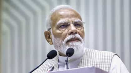 মুম্বইয়ে মোদীর অনুষ্ঠানের আগে বন্দুক-সহ পাকড়াও ভুয়ো PMO আধিকারিক!