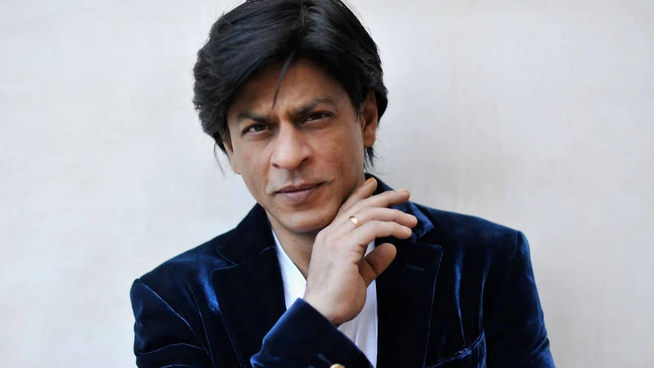 Shah Rukh Khan: আমাকে গুলি করে দিন! কোন হুমকির মুখে পড়ে এমনটা বলেছেন শাহরুখ?