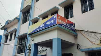 নাবালিকাদের শ্লীলতাহানির অভিযোগ, গা ঢাকা দিয়েও হল না লাভ, গ্রেফতার