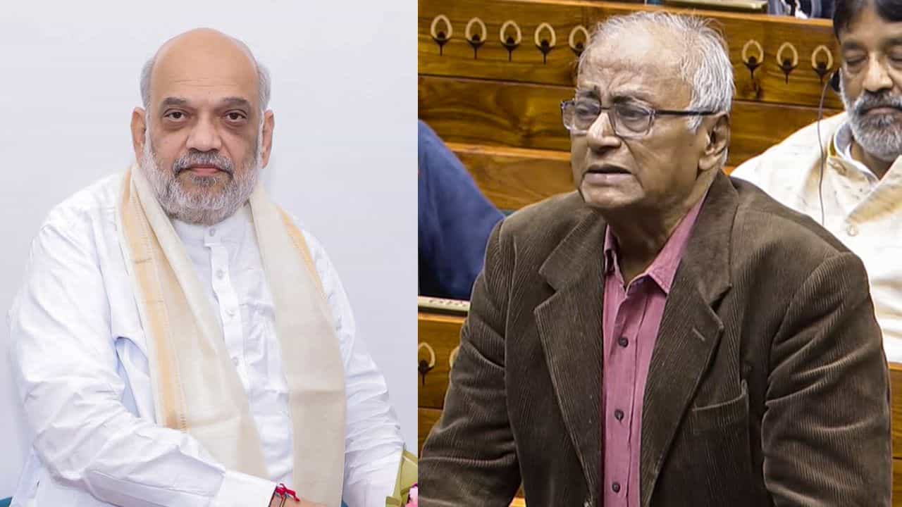 Sougata Roy: হঠাৎ অমিত শাহের বাড়িতে তৃণমূল সাংসদ সৌগত রায়, দিয়ে এলেন চিঠি Sougata Roy: হঠাৎ অমিত শাহের বাড়িতে তৃণমূল সাংসদ সৌগত রায়, দিয়ে এলেন চিঠি