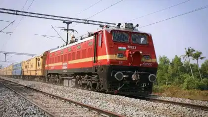 ট্রেনে কড়া চেকিং, টিকিট ছাড়া এবার থেকে সঙ্গে রাখতে হবে এই বিশেষ নথি